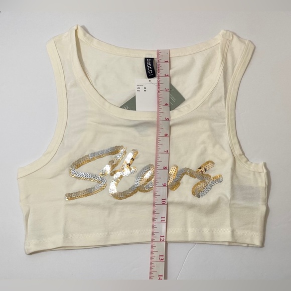 H&M NWT Women’s Crop Top with Sequins Size Medium - Picture 2 of 8